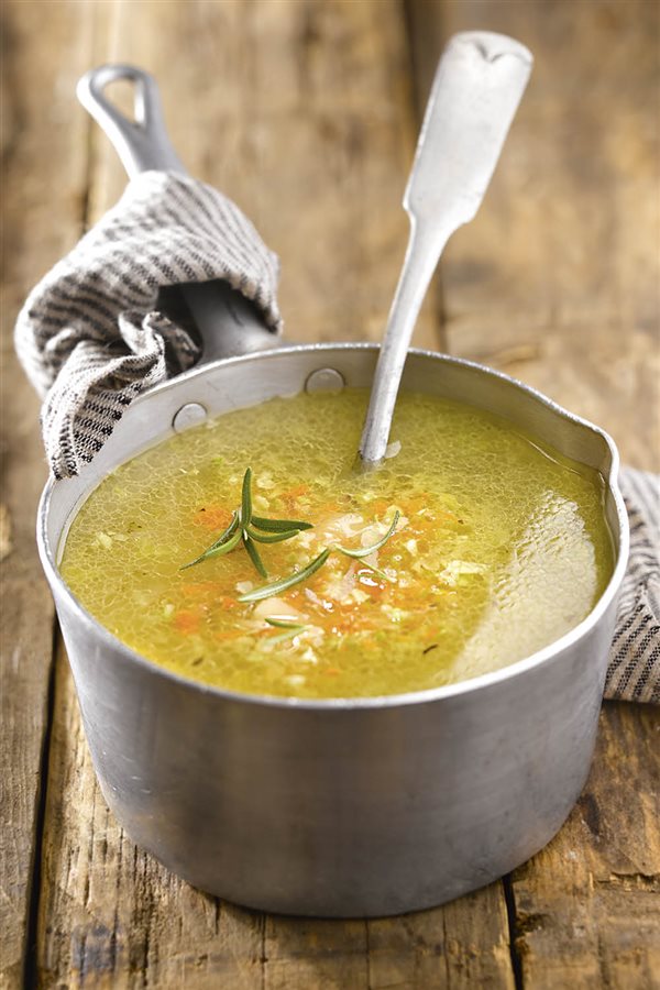 10 recetas de sopas y cremas fáciles y súper saludables
