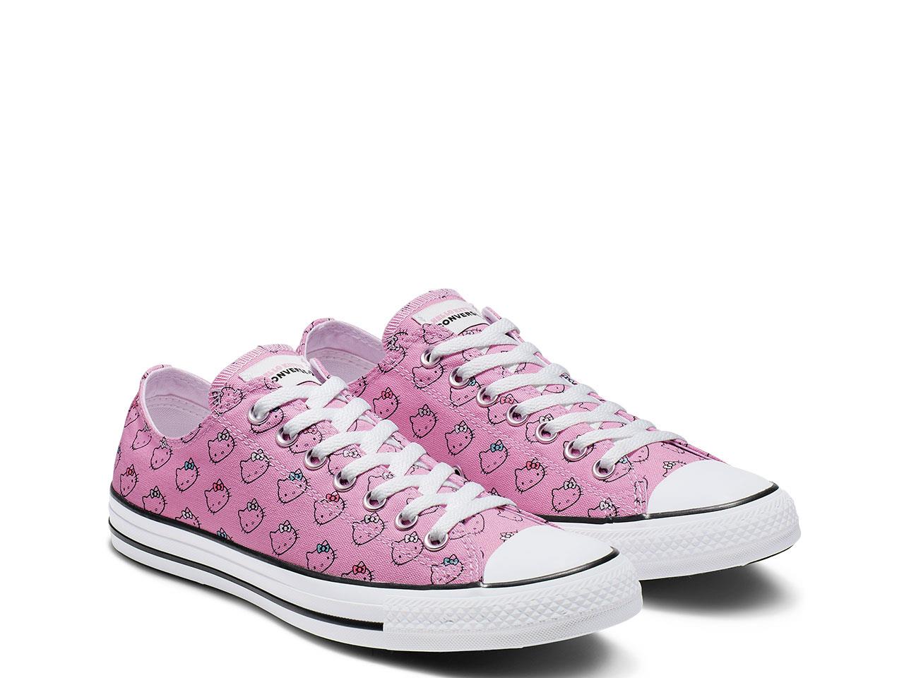 converse zapatillas Chuck Taylor All Star Low Top de Converse x Hello Kitty, 29,99€ (antes 70,00€) 
