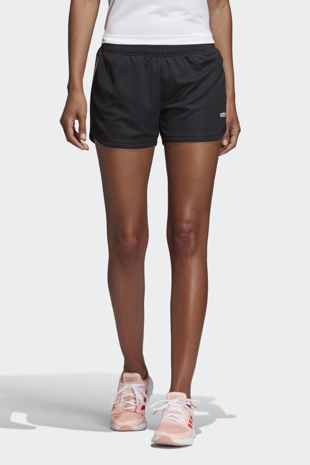 ropa de moda para hacer running shorts adidas 22,74€