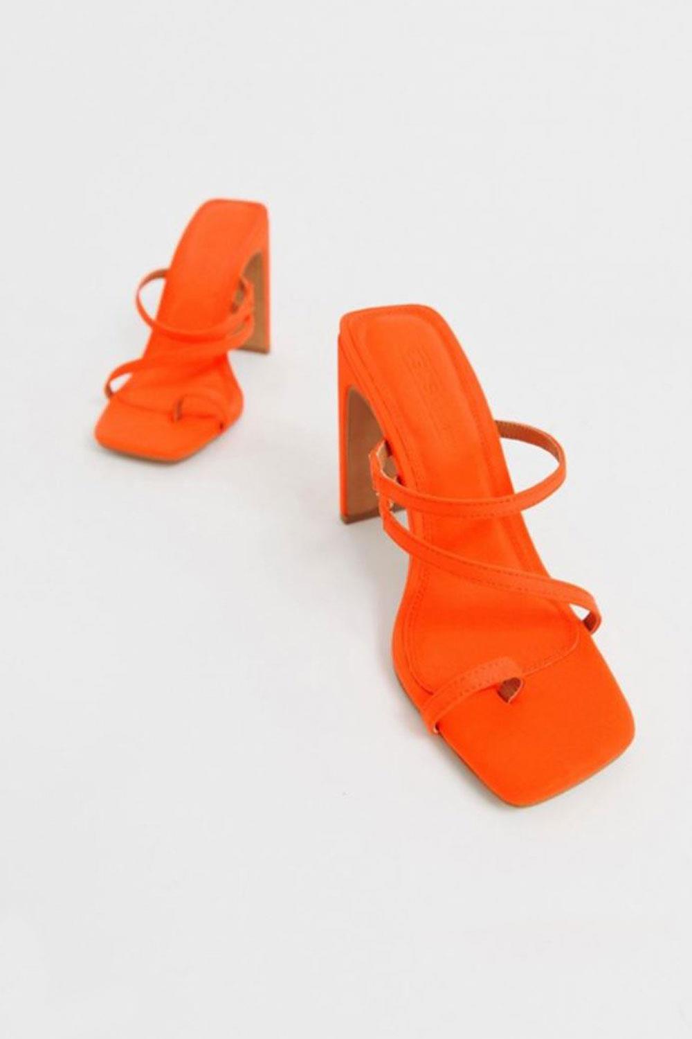 sandalias punta cuadrada paula ordovás Asos Design, 30,99€ (antes 38,99€)