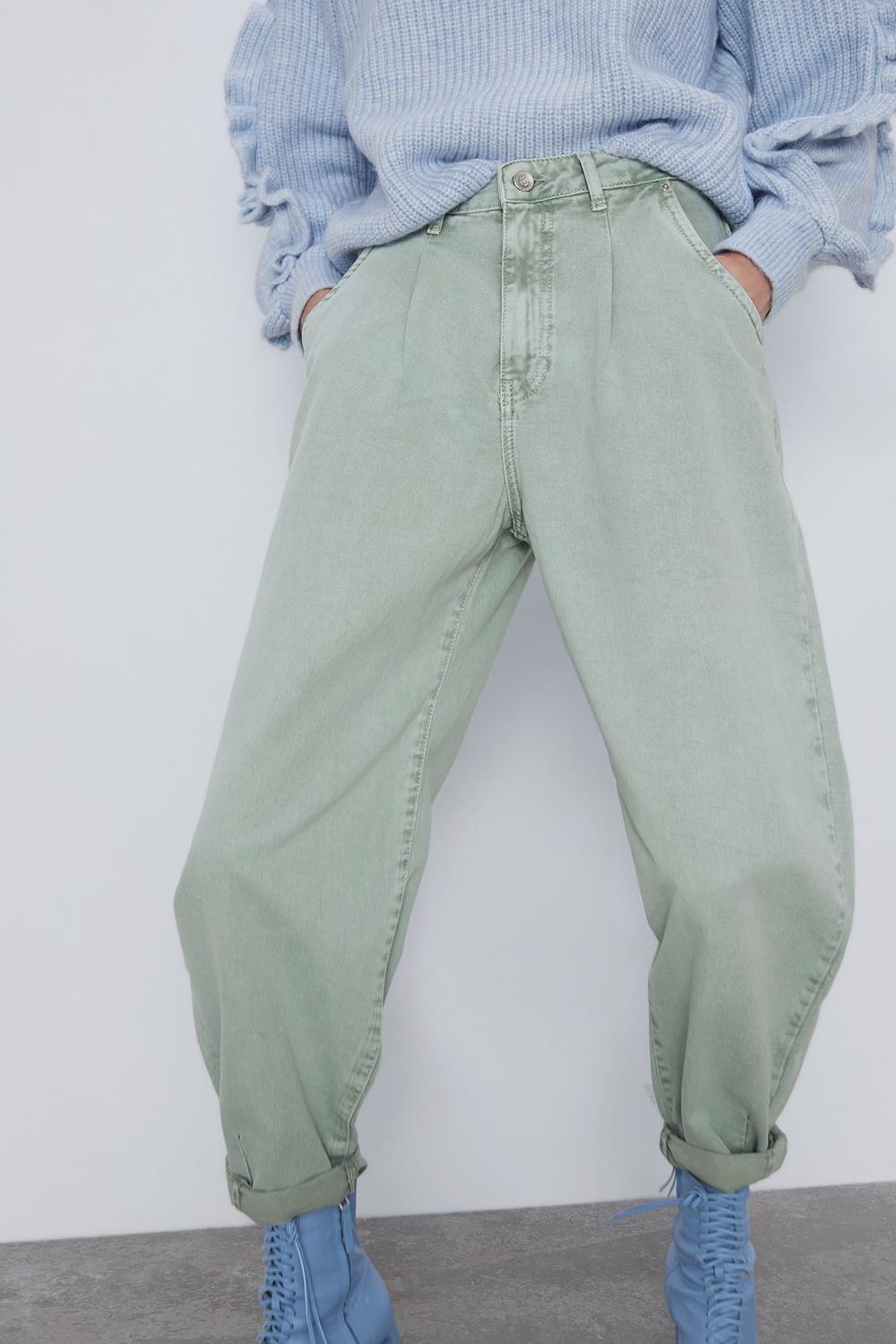 pantalón viral zara mom jeans 29,95€