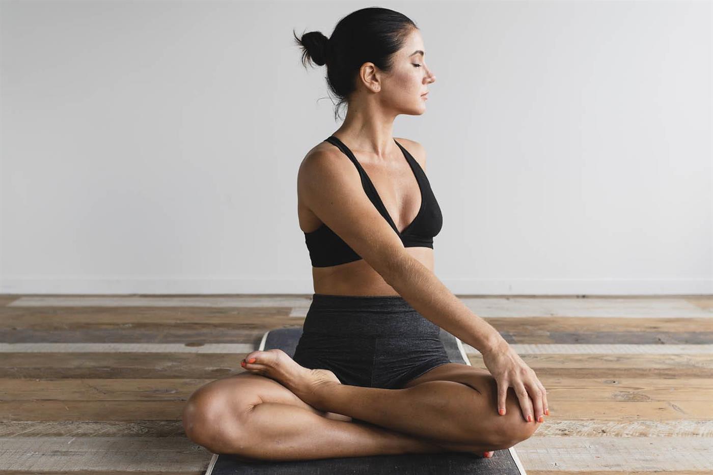 ansiedad comer practicar ejercicio yoga