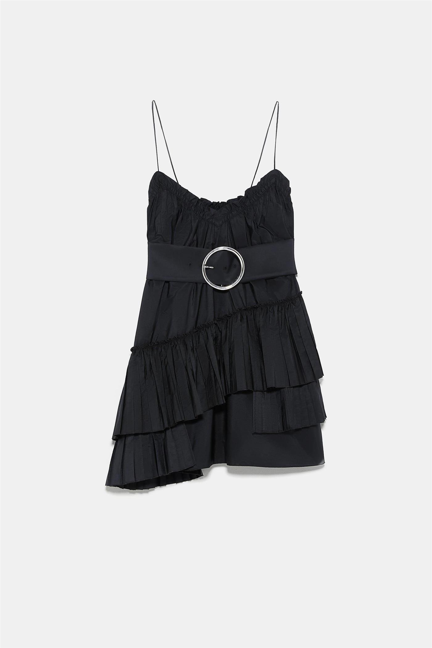 Little black dress de Zara