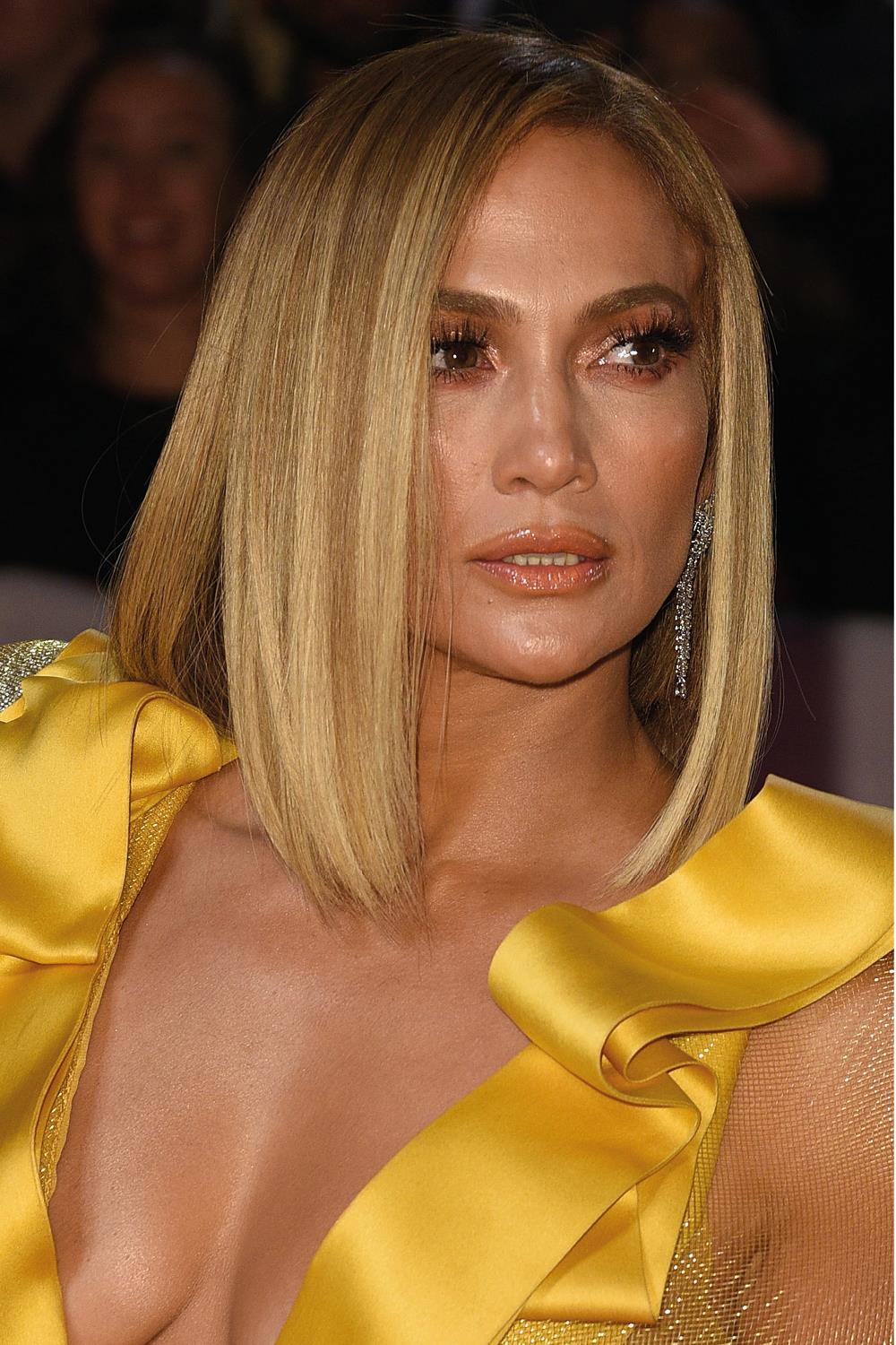 Corte de pelo famosas 50 años Jennifer Lopez
