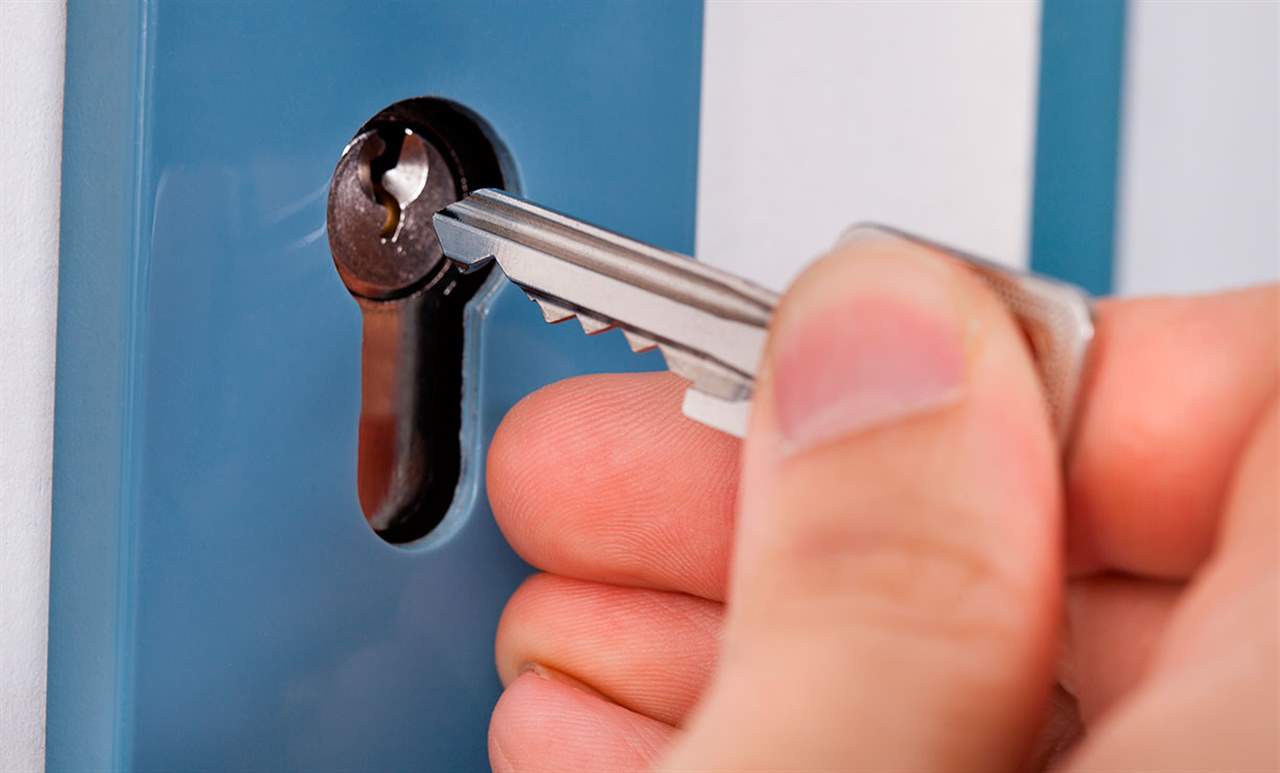cambiar cerradura llaves puerta piso alquiler