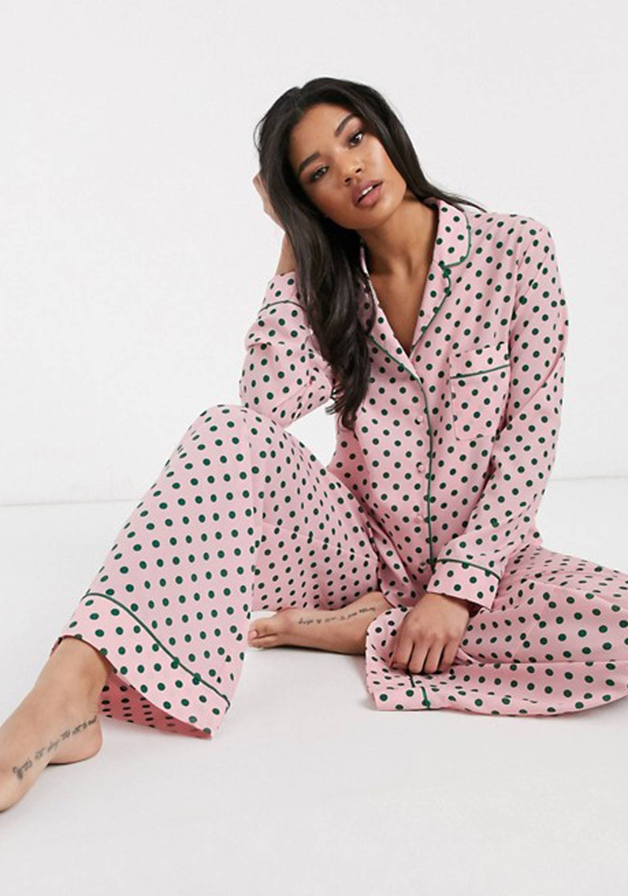 pijama-calentito-estampado-de-lunares