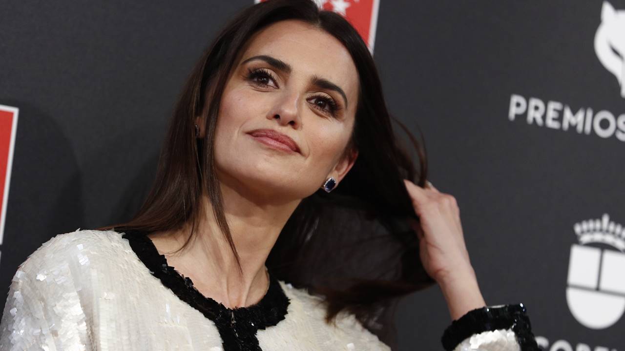 Premios Feroz: De Penélope Cruz a Belén Rueda, las mejor vestidas de la alfombra roja