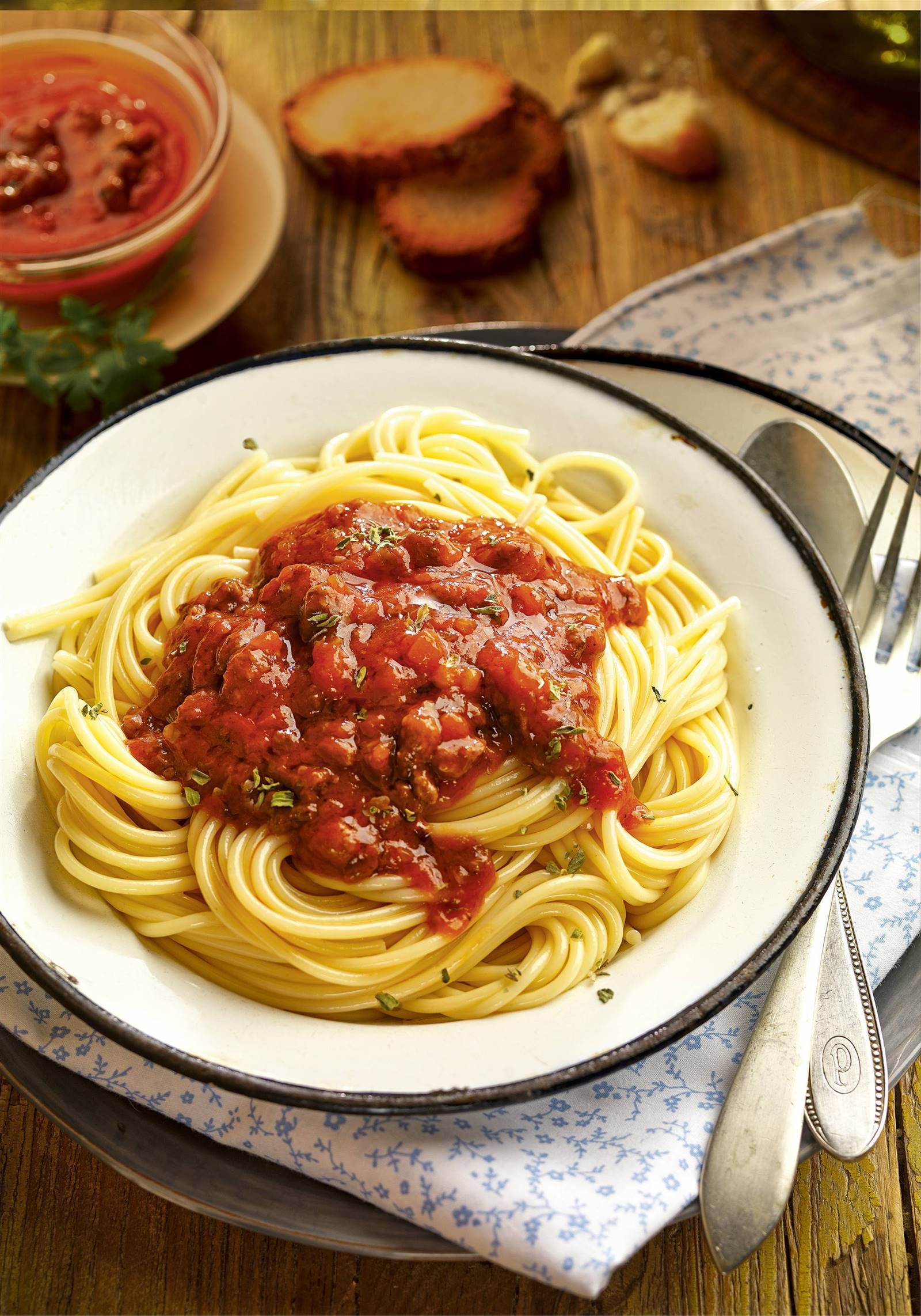 recetas con productos basicos despensa espaguetis con salsa bolonesa