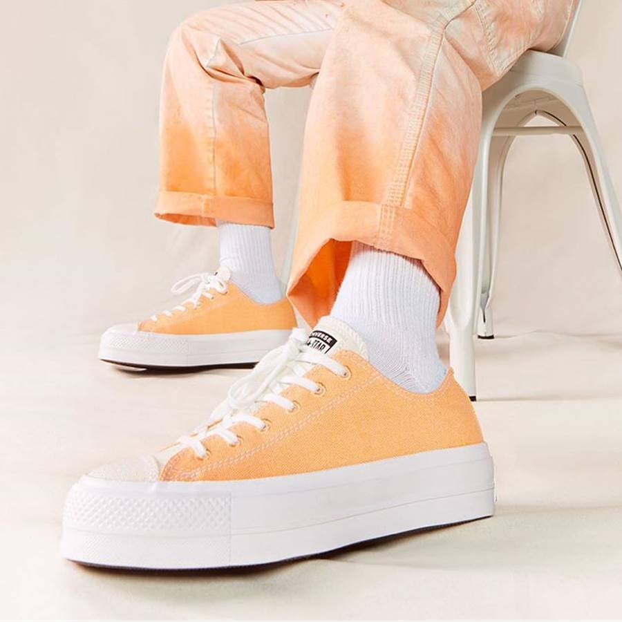 Converse tiene las zapatillas con efecto buen humor perfectas para el verano