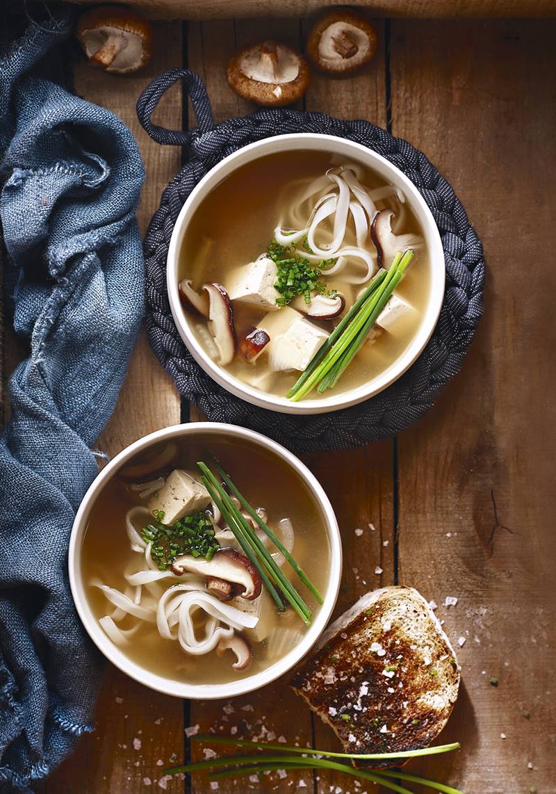 Ideas para comer tofu y que te guste cuadrado sopa