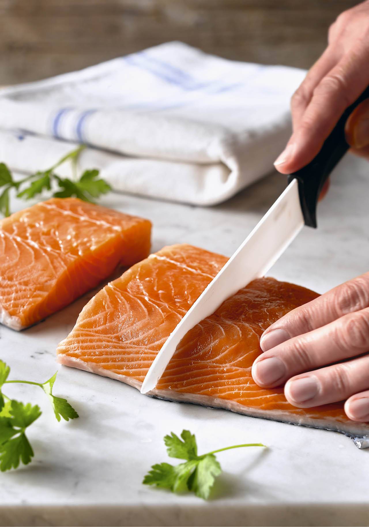 alimentos ricos en proteinas salmon