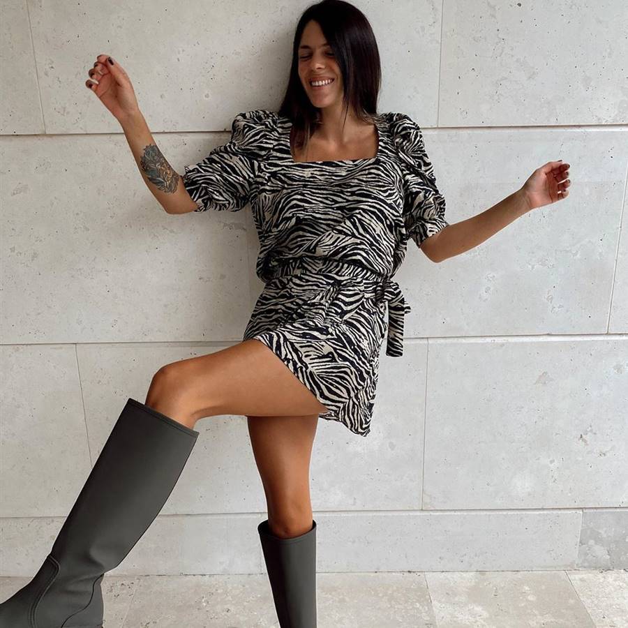 Laura Matamoros tiene las botas más estilosas para los días de lluvia (y son de Zara)
