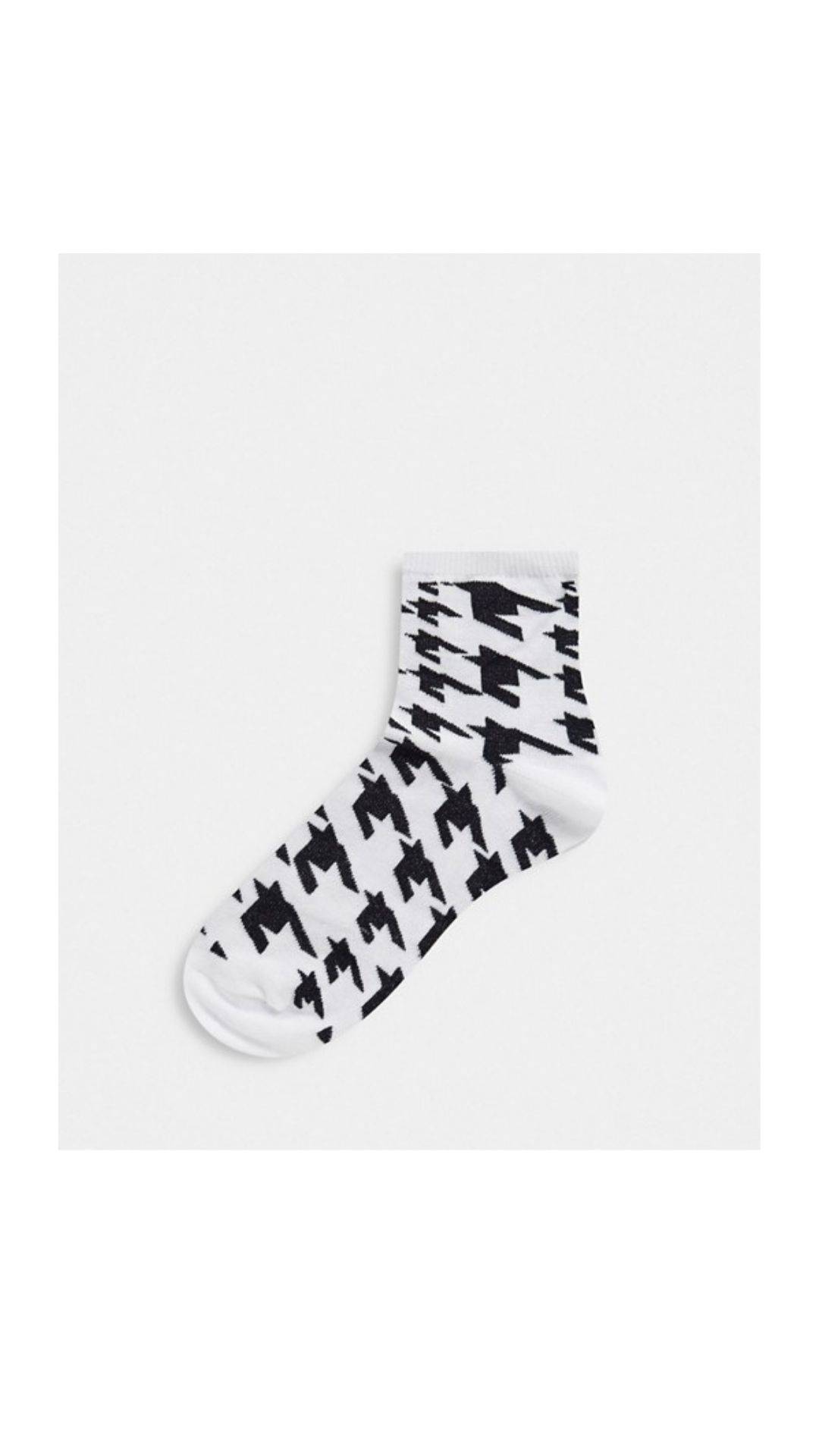 Calcetines con diseño de pata de gallo estampado en negro y blanco de ASOS DESIGN