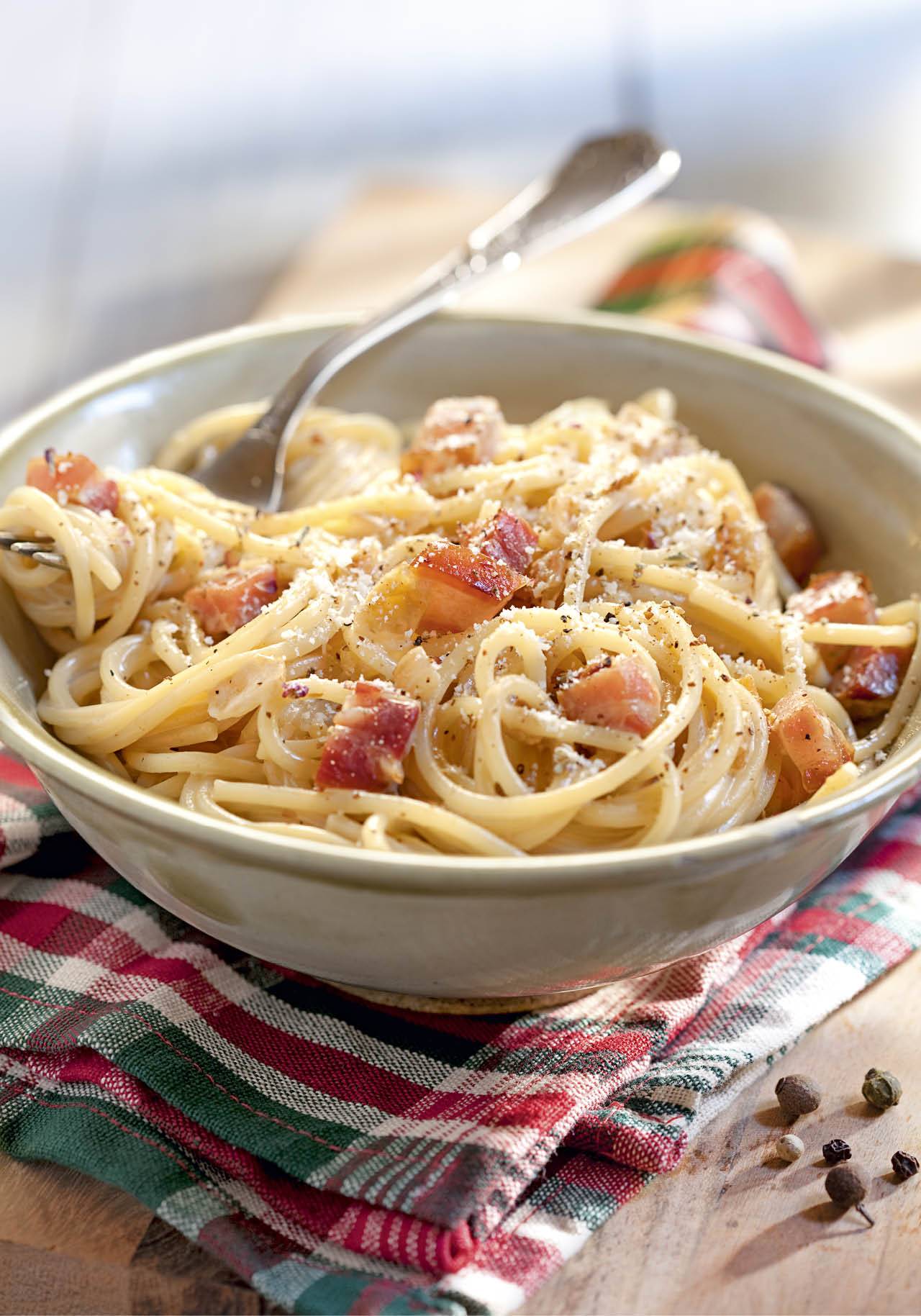 recetas tradicionales version facil espaguetis carbonara