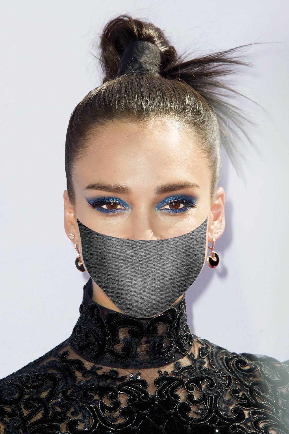 Jessica Alba: Smokey eyes en azul y lila