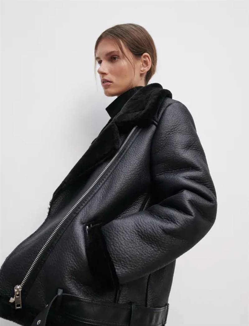 Centímetro Stratford on Avon chupar La chaqueta más vendida en Zara EEUU que en España cuesta casi la mitad