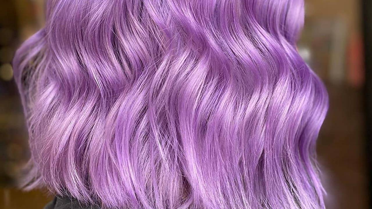 Purple pearl hair: el color de pelo lila más tendencia del 2021