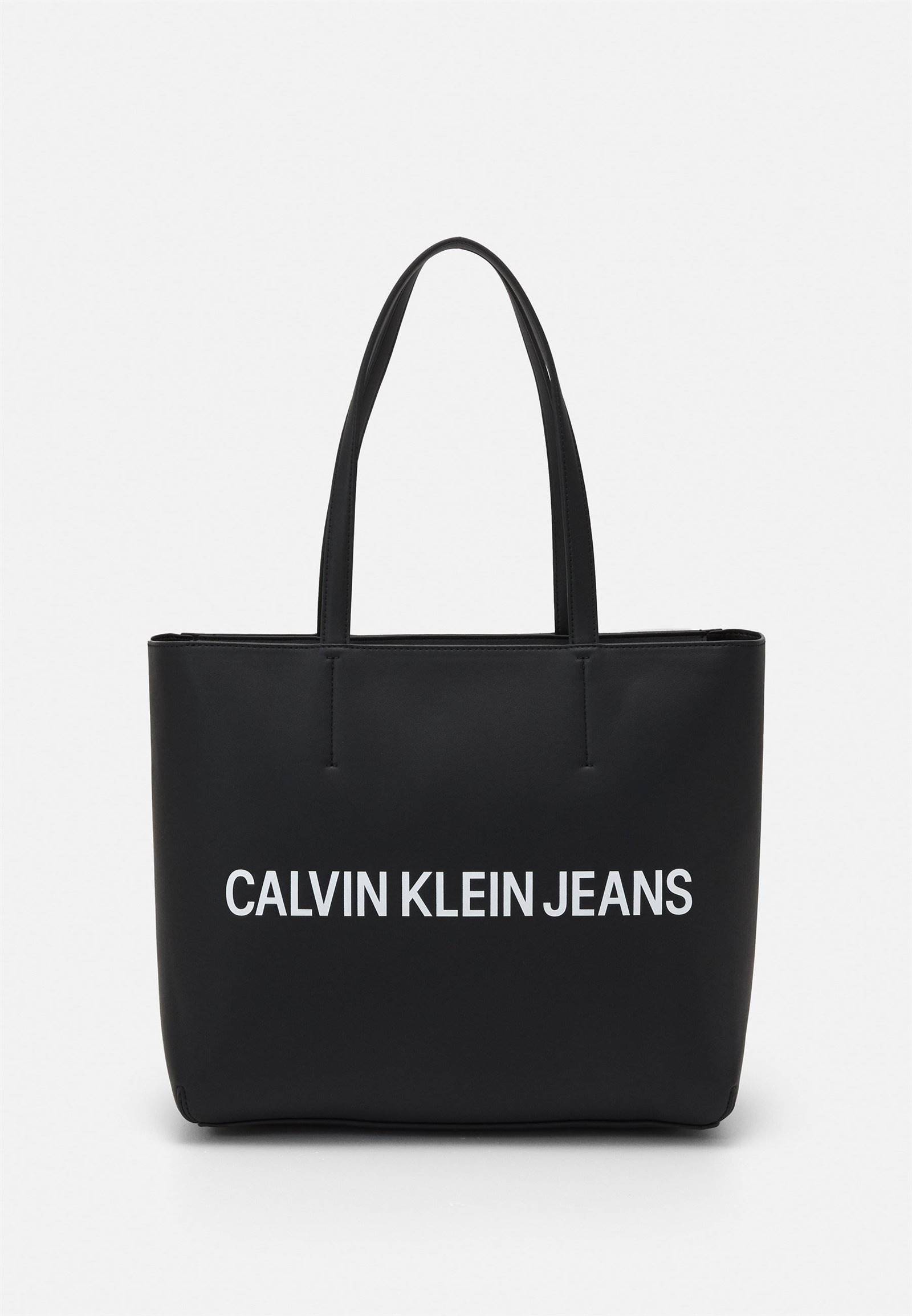 Bolso shopper negro Sculpted de Calvin Klein Jeans