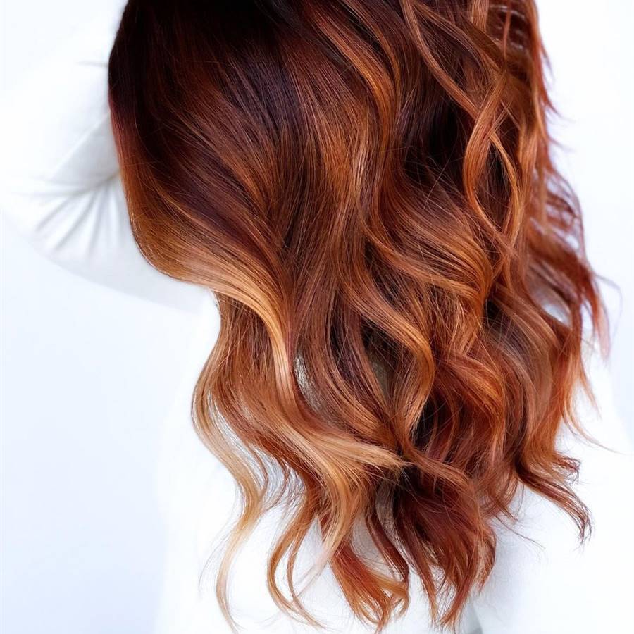 Copper peach balayage: el color de pelo que quita años y pone buena cara