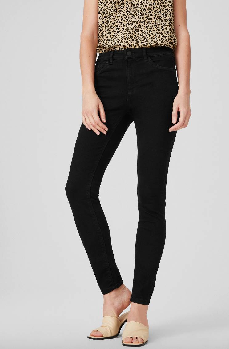 Skinny jeans negros