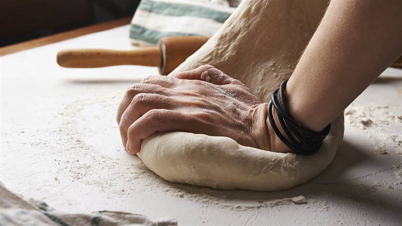 como hacer pan casero amasar el pan