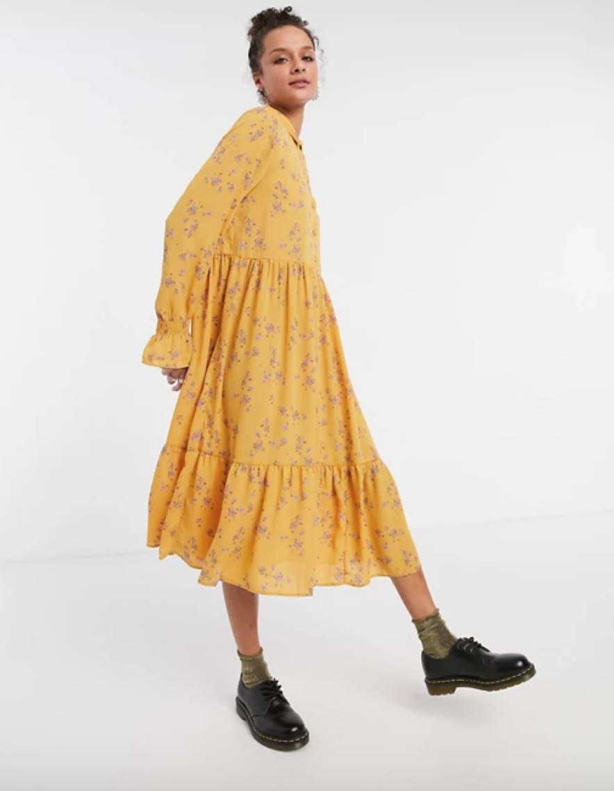 Vestido midi amarillo amplio de tejido reciclado Parly de Monki