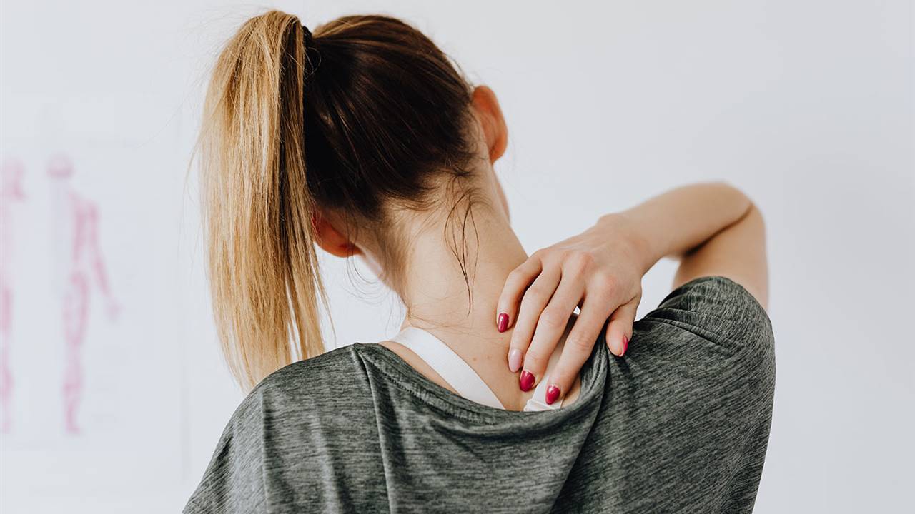 Estiramientos de espalda: 5 vídeos de Youtube para aliviar el dolor