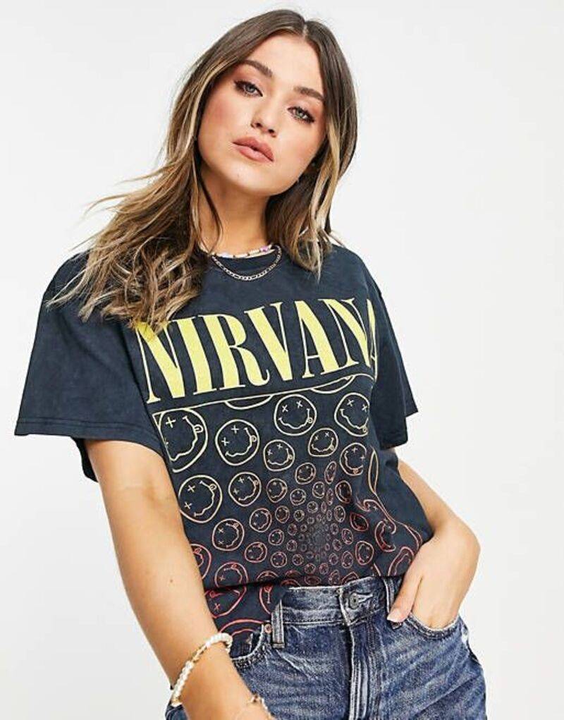 camiseta gráfica Asos primavera 2021. Camiseta Nirvana