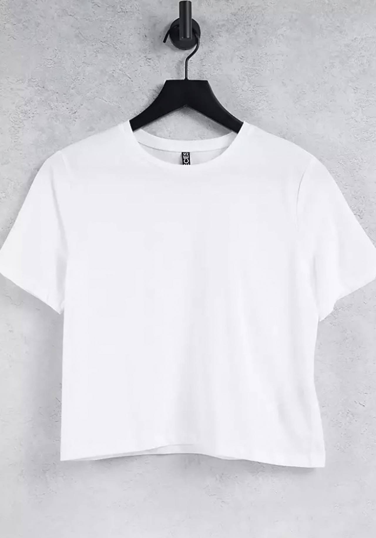 camiseta blanca corta