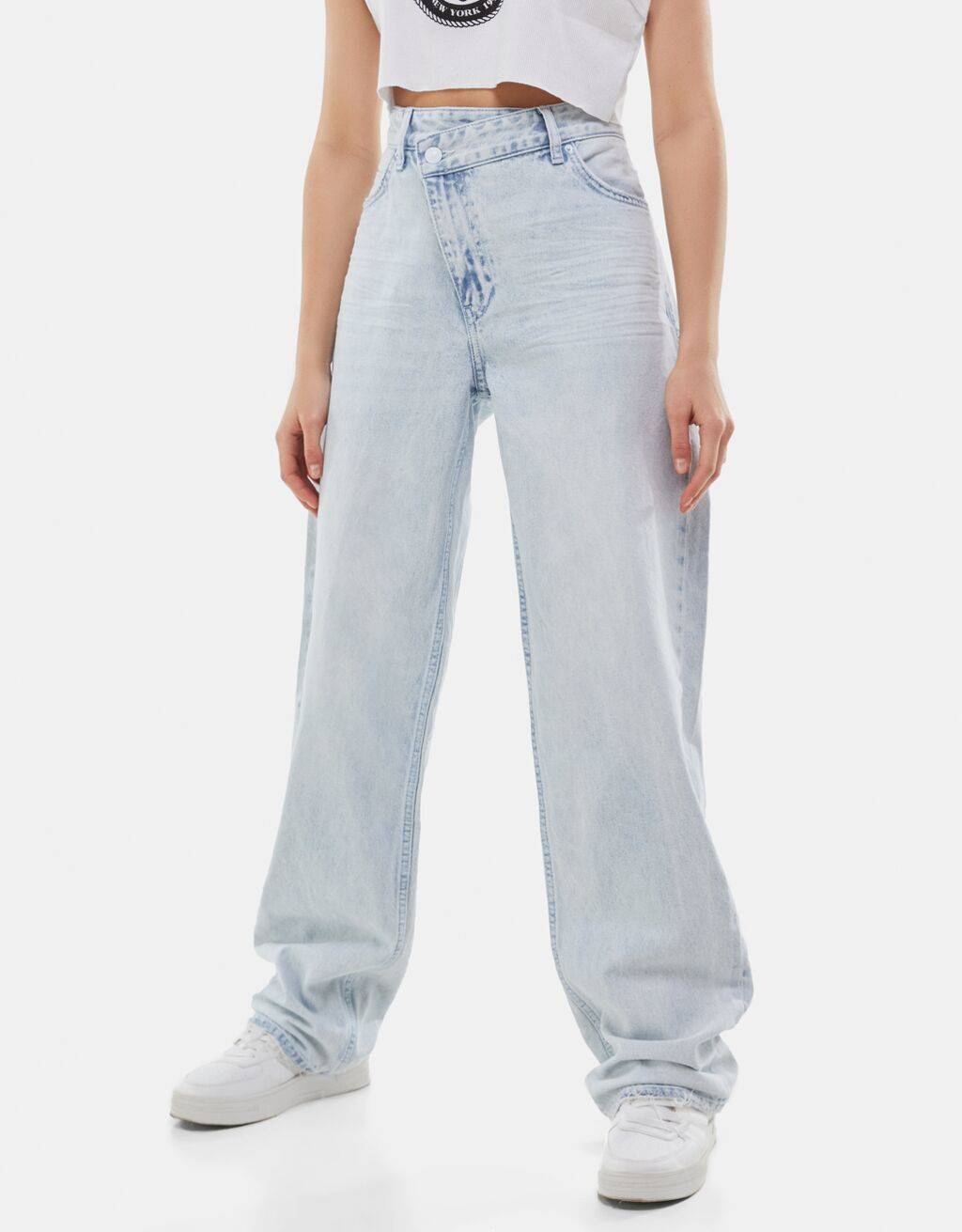 Jeans baggy asimétricos