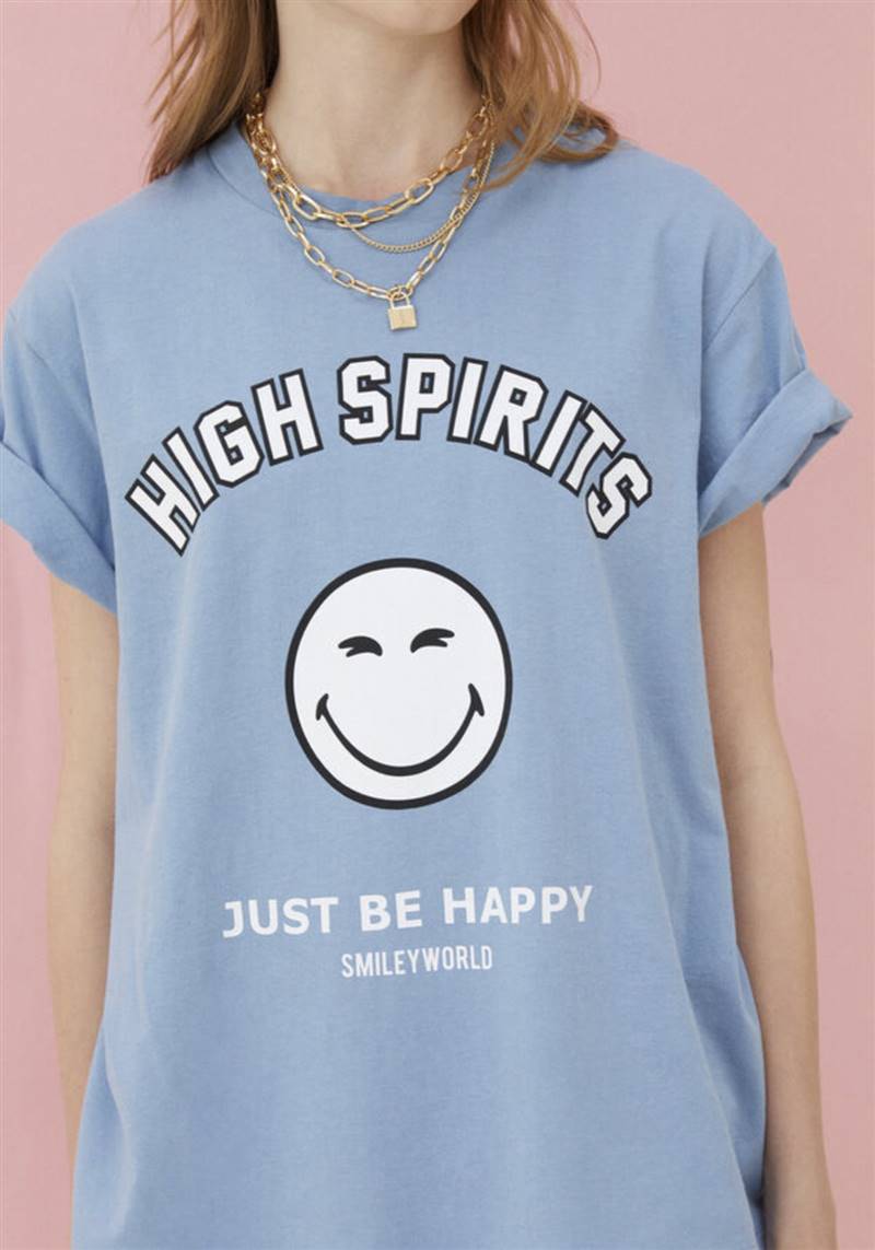 Camiseta High Spirits