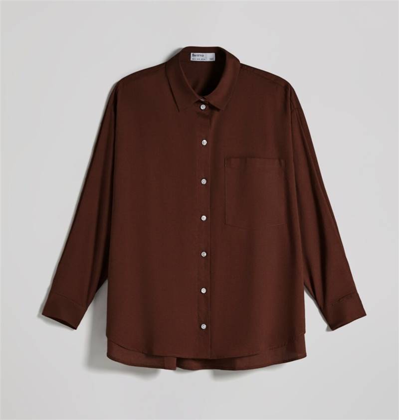 Camisa marrón Bershka