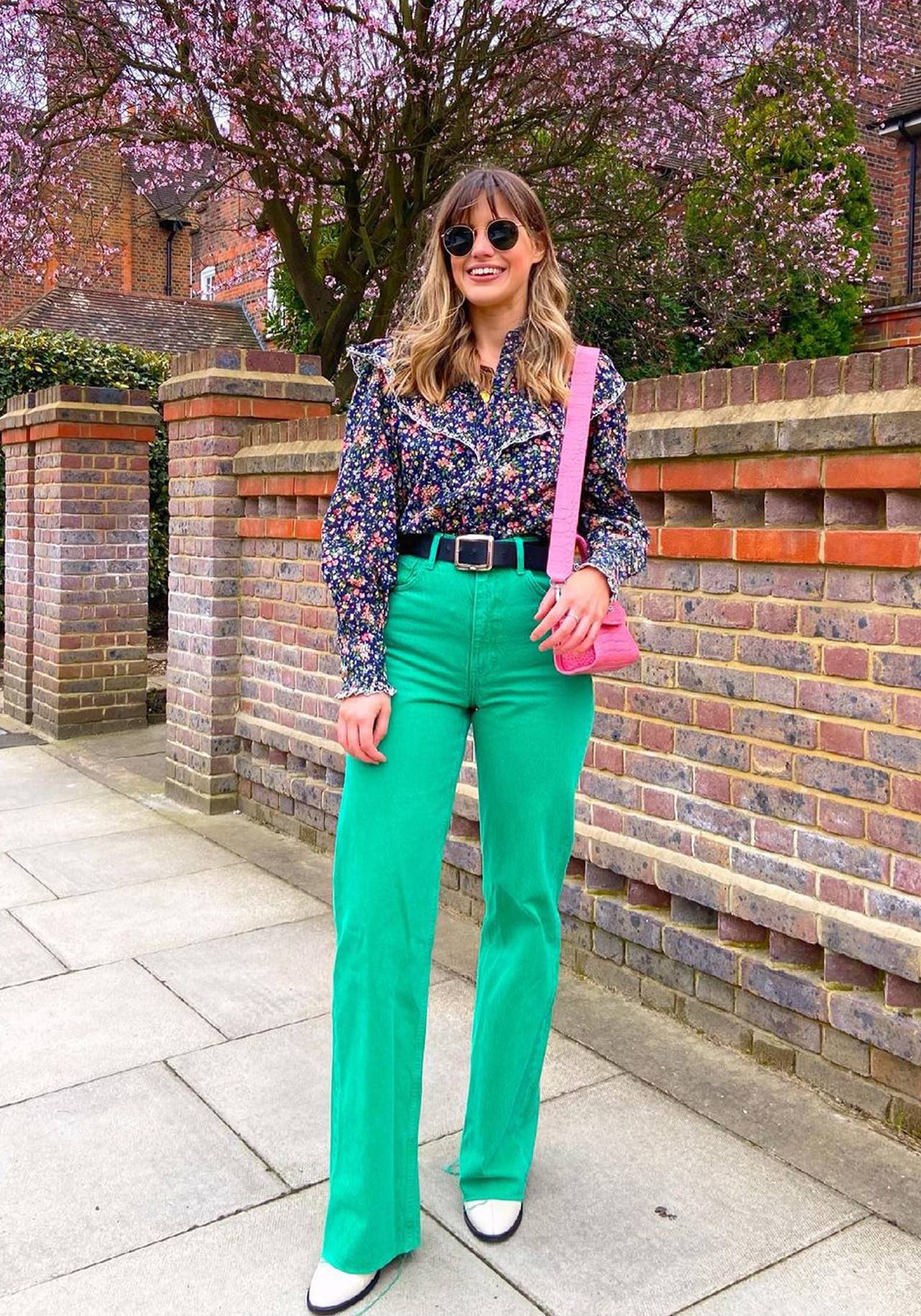 de ultramar buffet tener 5 looks diferentes con los pantalones verdes virales de Zara que hacen  tipazo