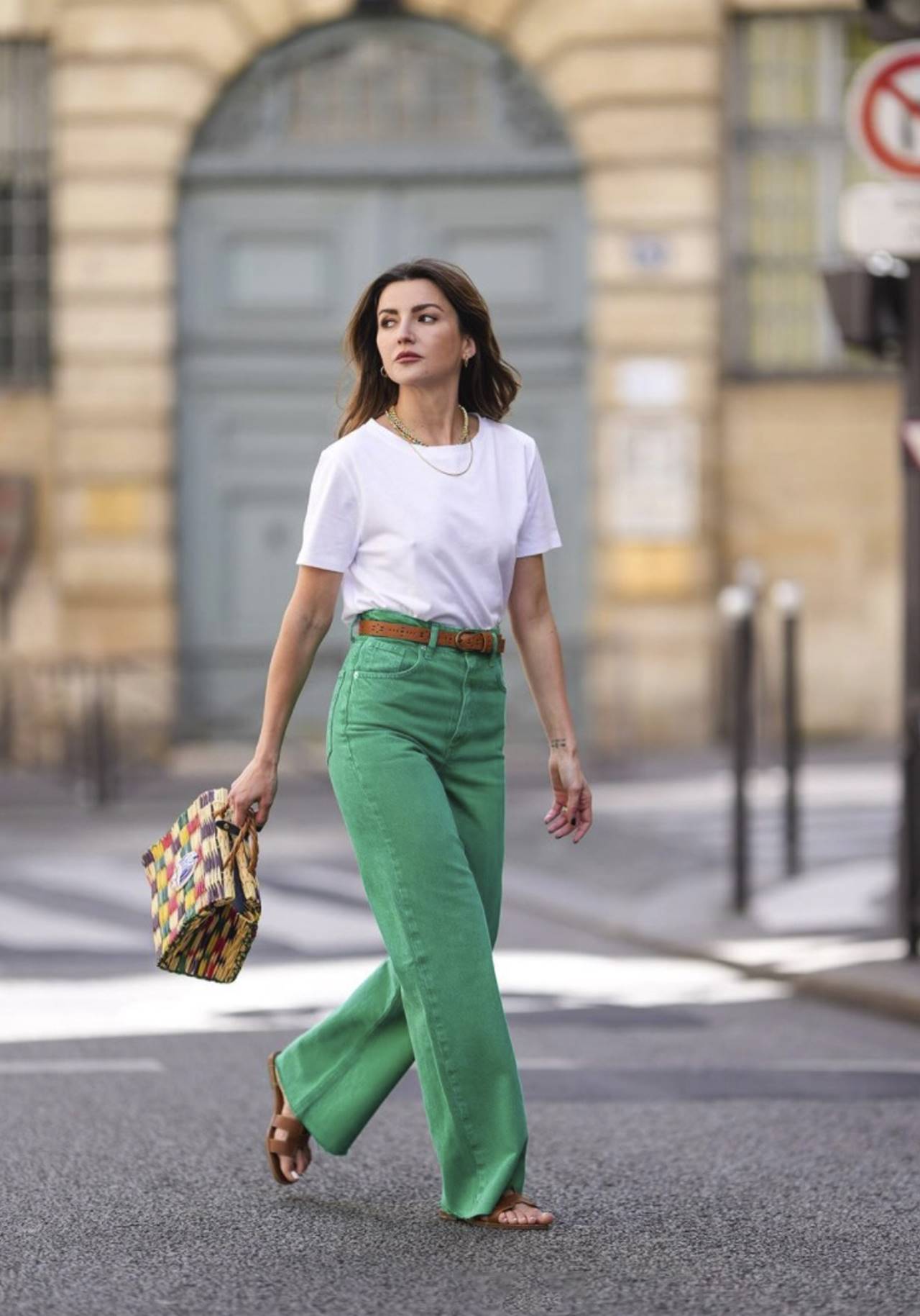Look con pantalones verdes Zara 5