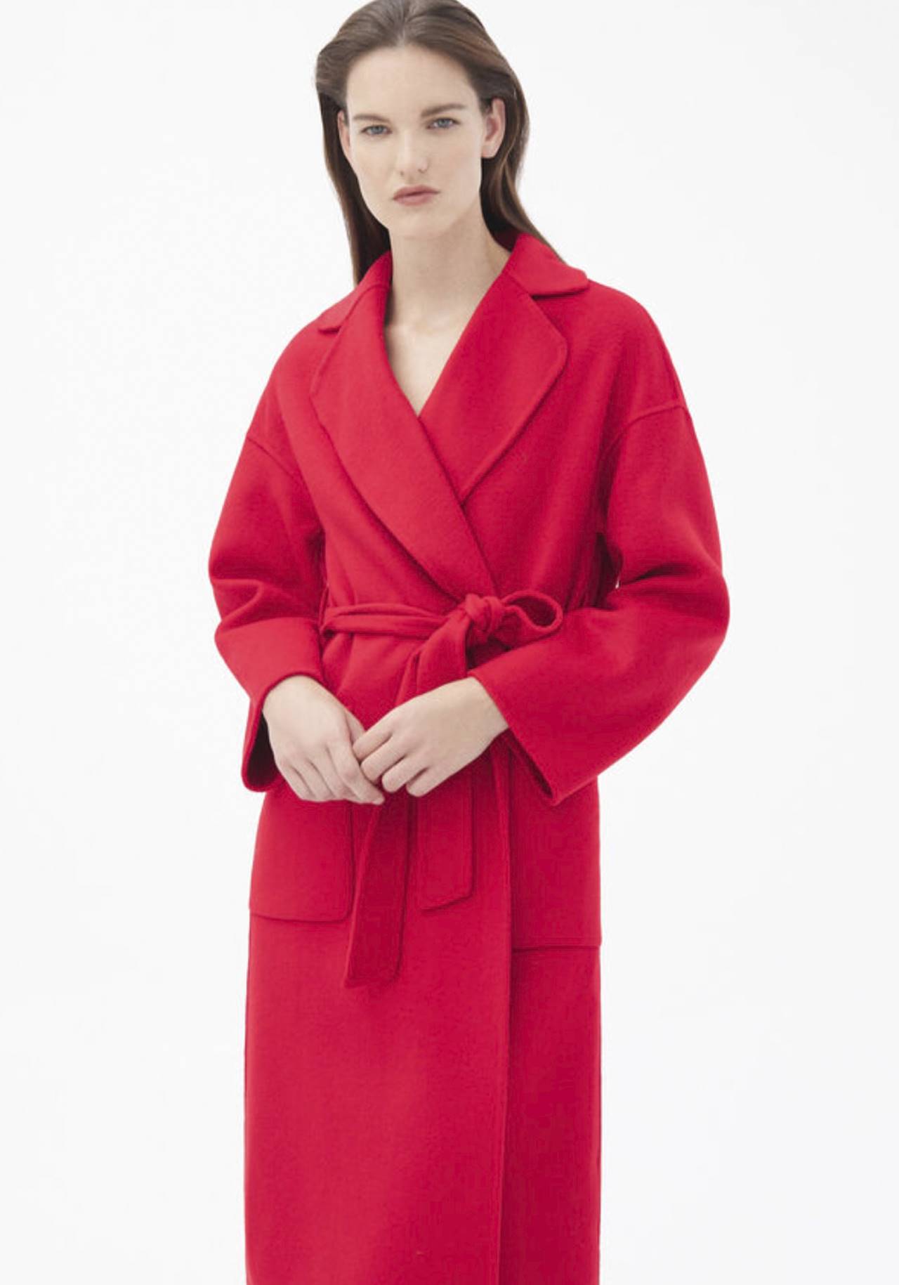 Abrigo rojo cortefiel