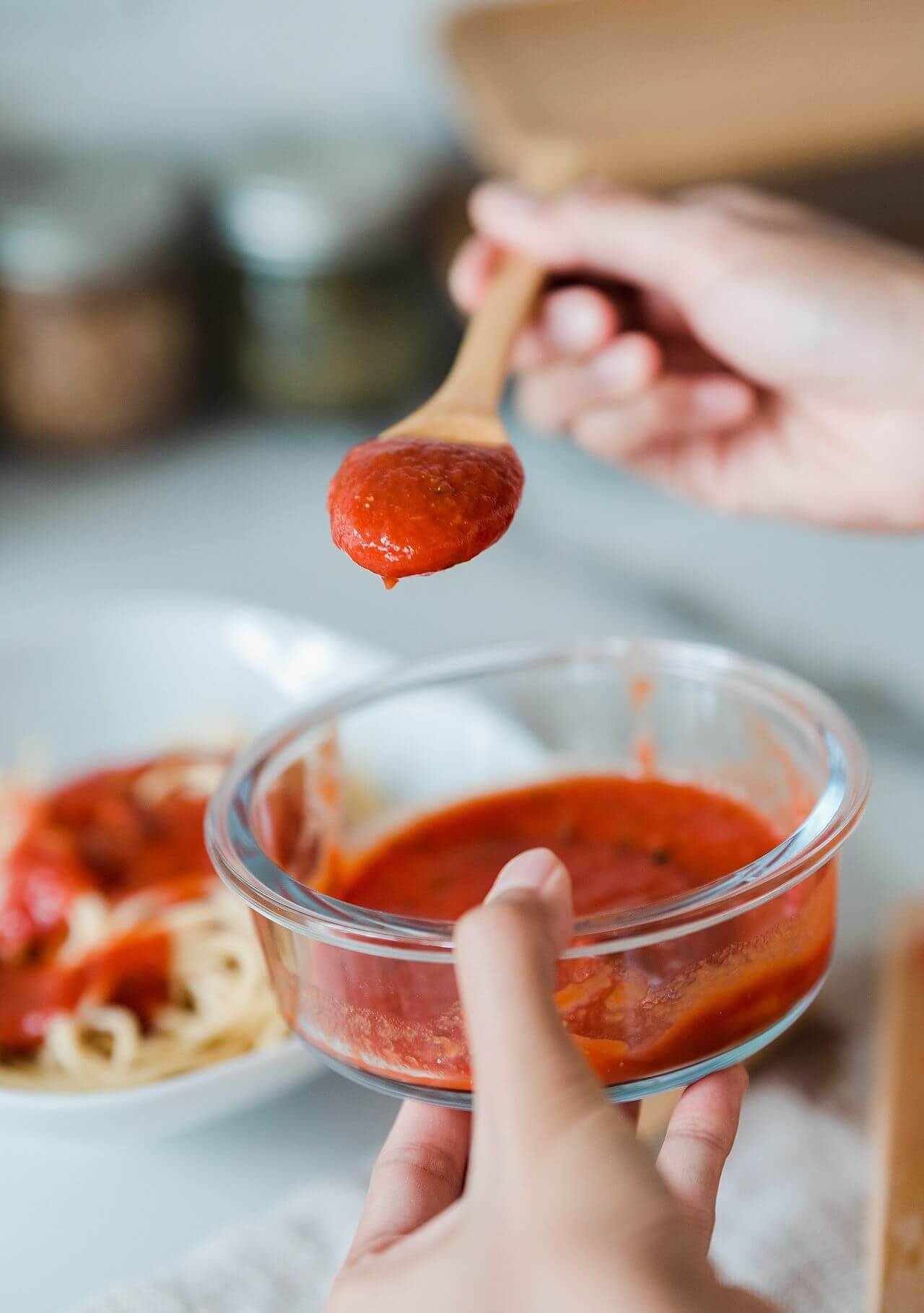 Alimentos nevera salsa de tomate