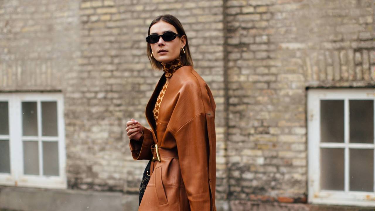 Estos leggings efecto piel de Zara serán la prenda imprescindible de primavera entre las mujeres de más de 50