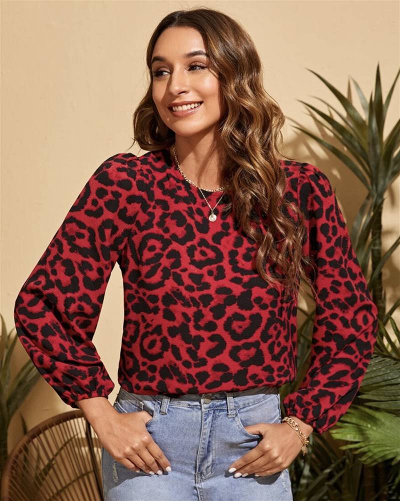 Blusa leopardo roja