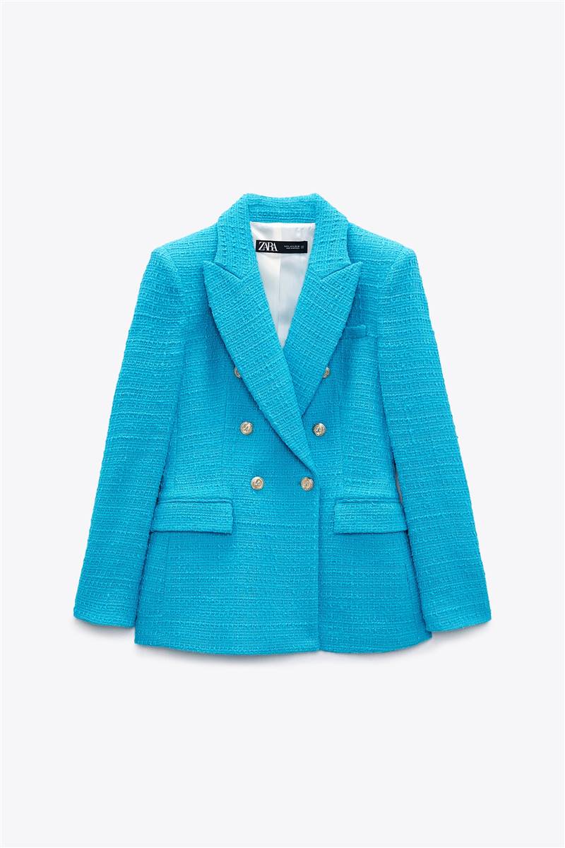 Faceta carro conductor La forma más moderna de llevar el blazer azul más bonito de Zara según las  influencers de 50