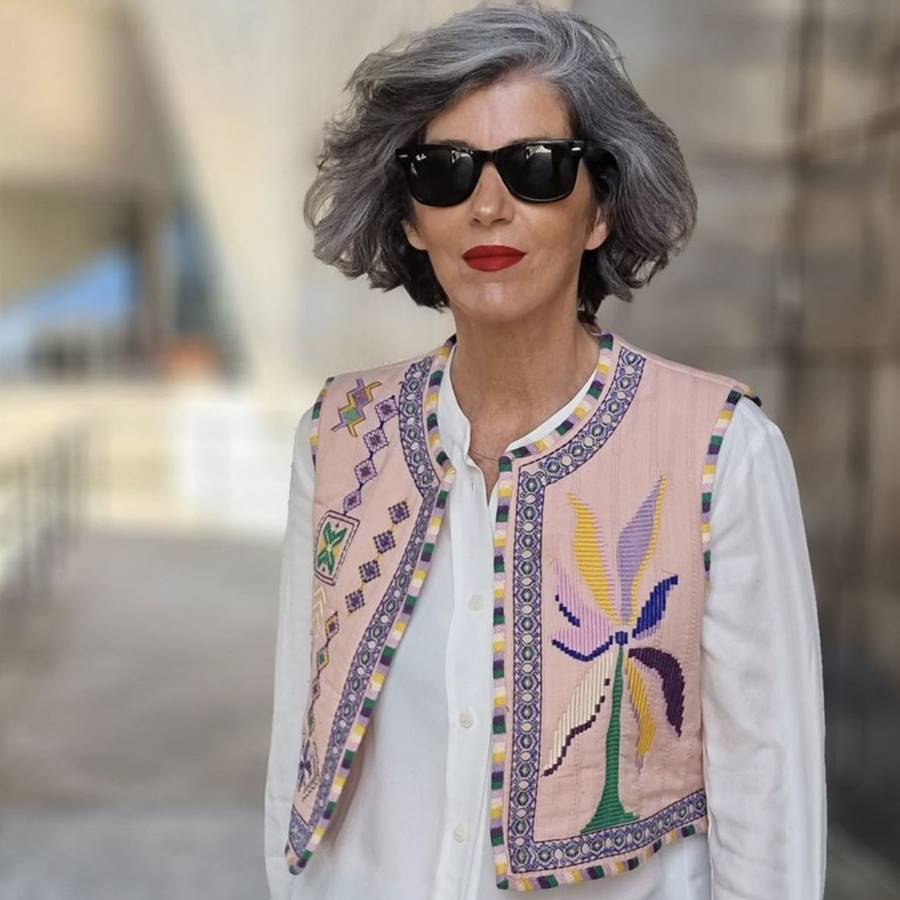 Hallazgo en Zara: Carmen Gimeno triunfa con el chaleco bordado que agotarán las mujeres de 50