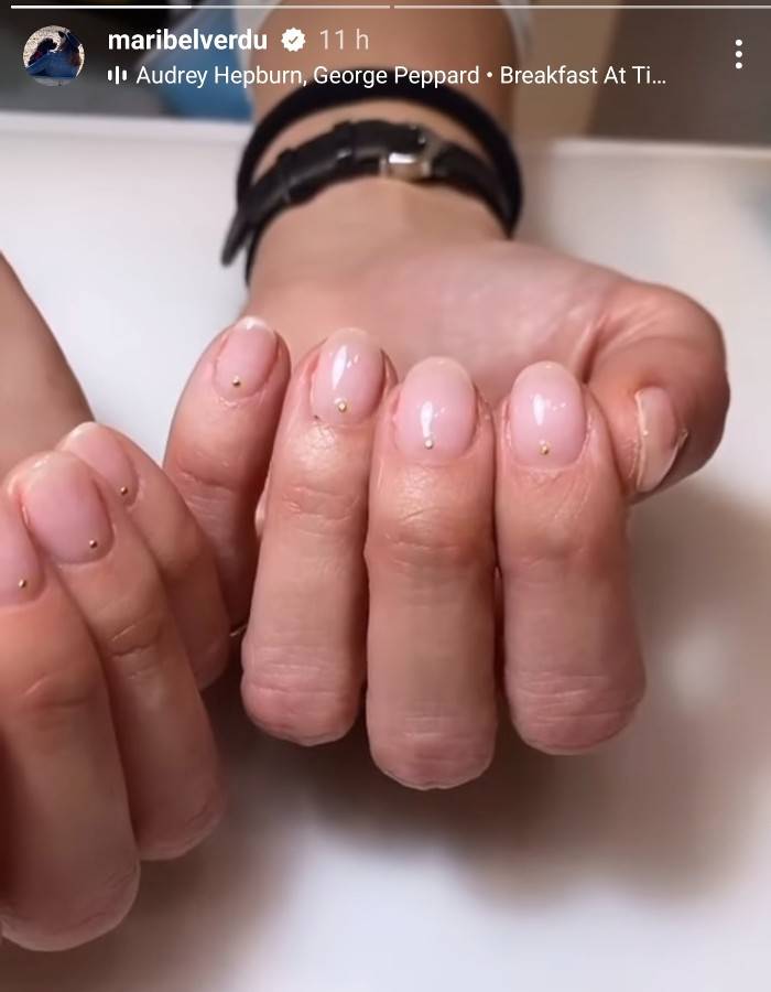 Las elegantes uñas decoradas de Maribel Verdú