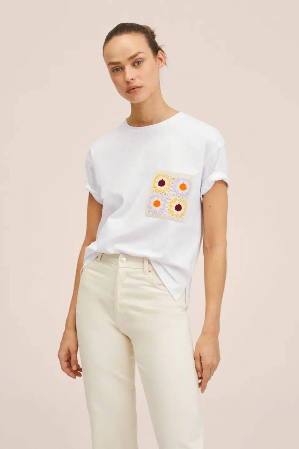 Camiseta algodón detalle bordado