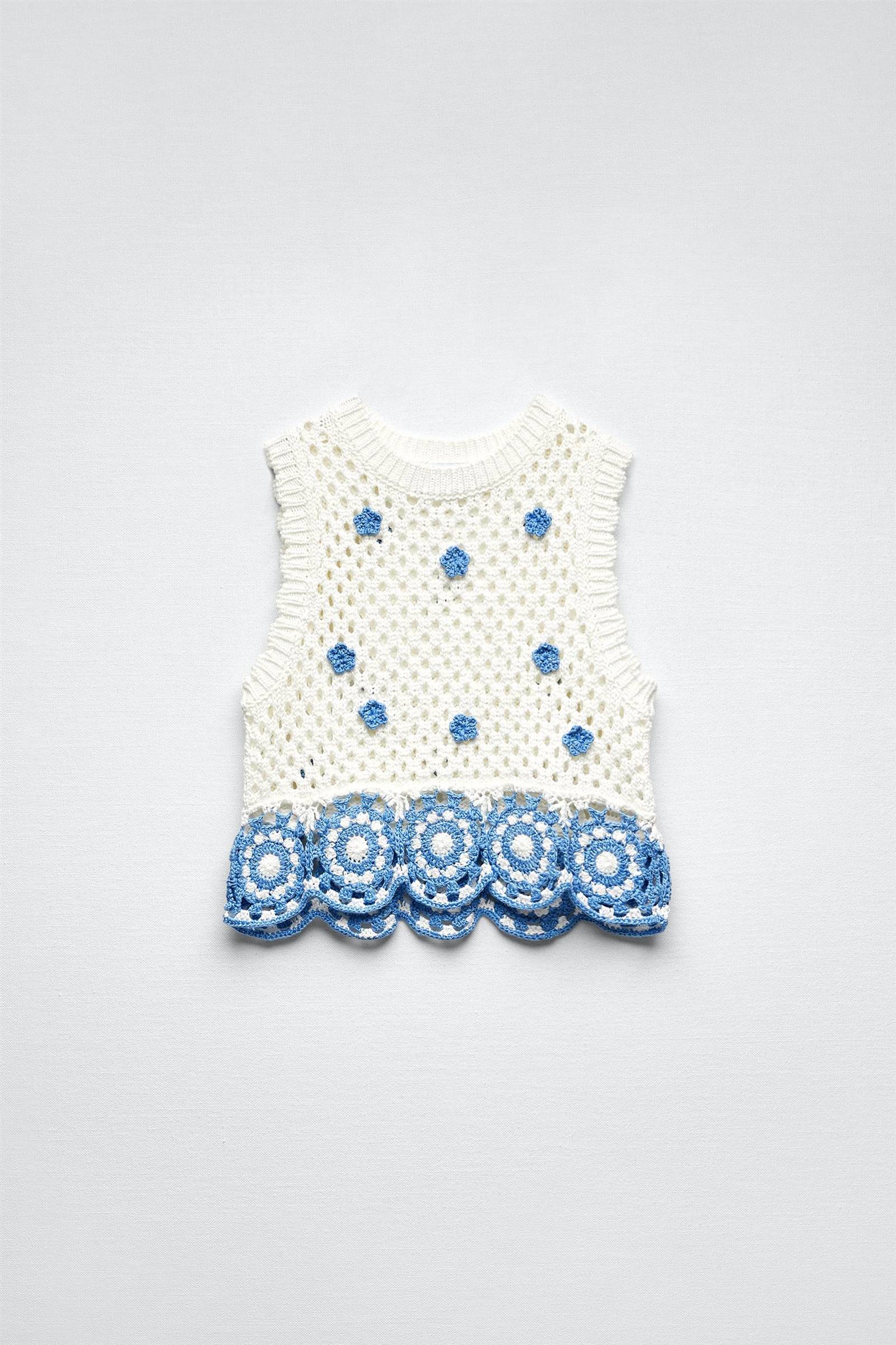 Top de crochet de Zara con flores