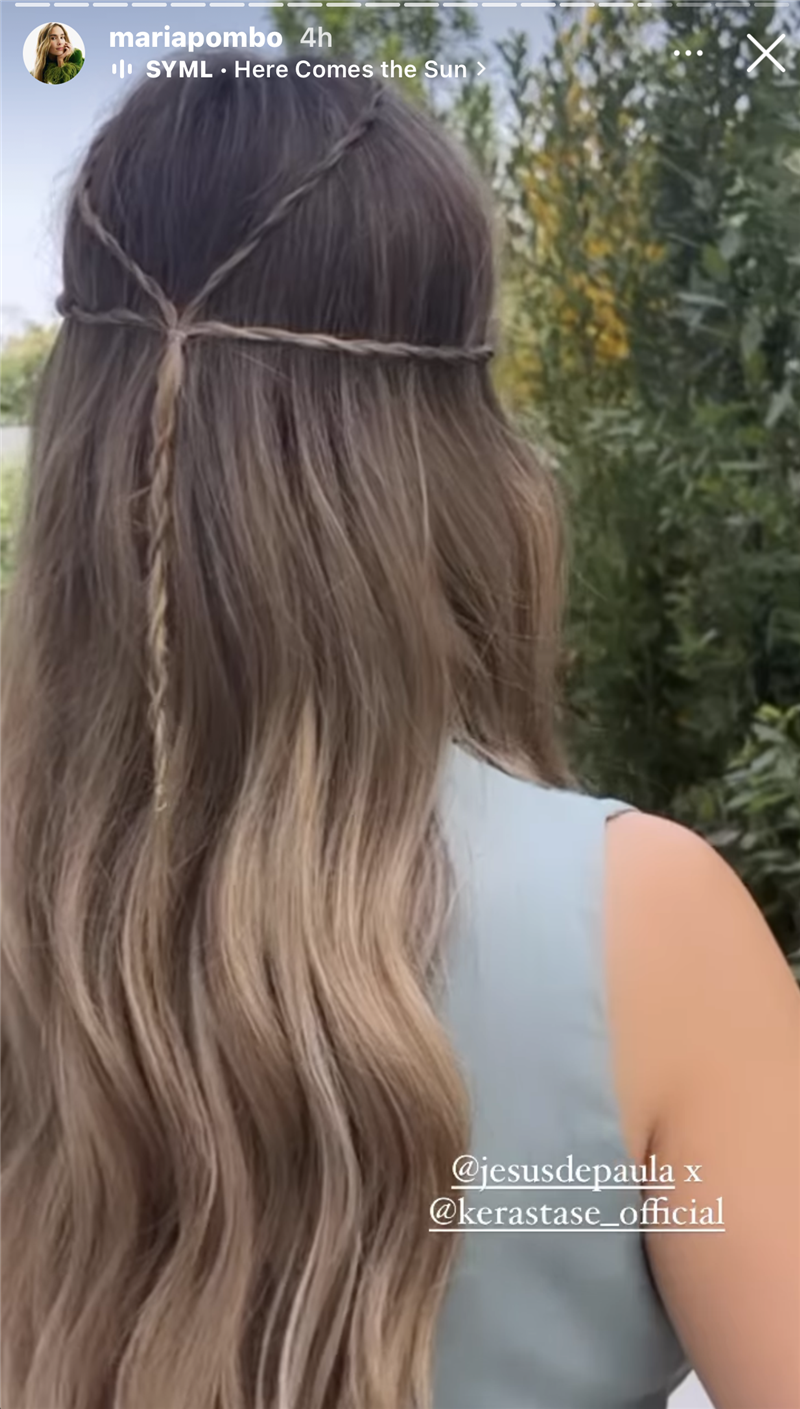 Laura Escanes apuesta por un peinado efecto mojado en la boda de María Pombo  y acierta de pleno