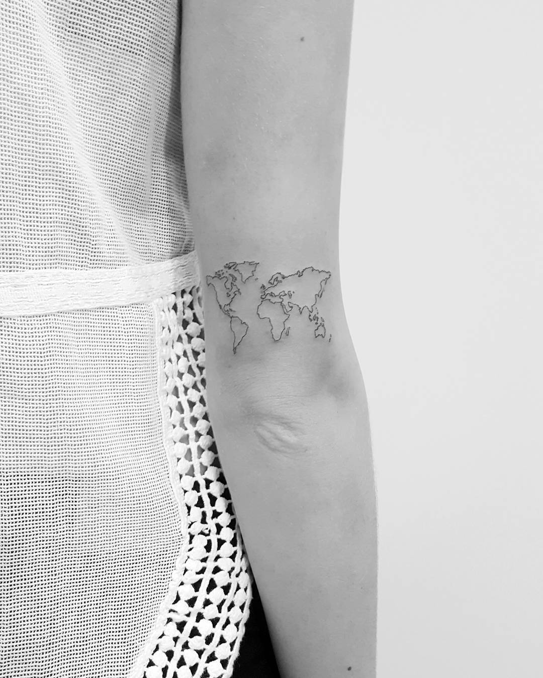 Tatuajes pequeños mapa mundi