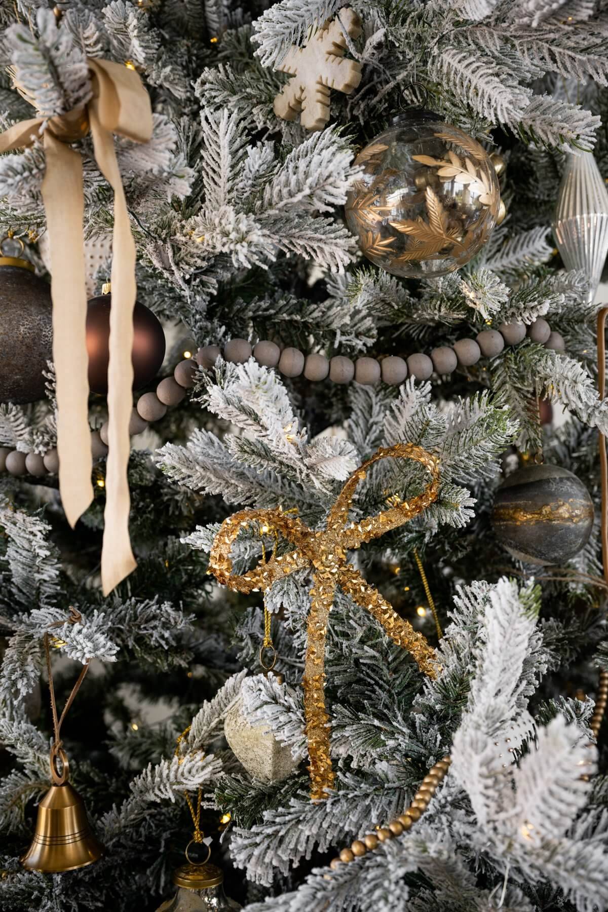 Decoración de Navidad detalle árbol.