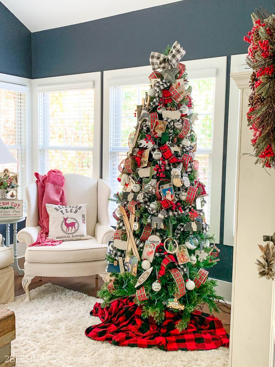 Cómo decorar el árbol de Navidad tela de cuadros