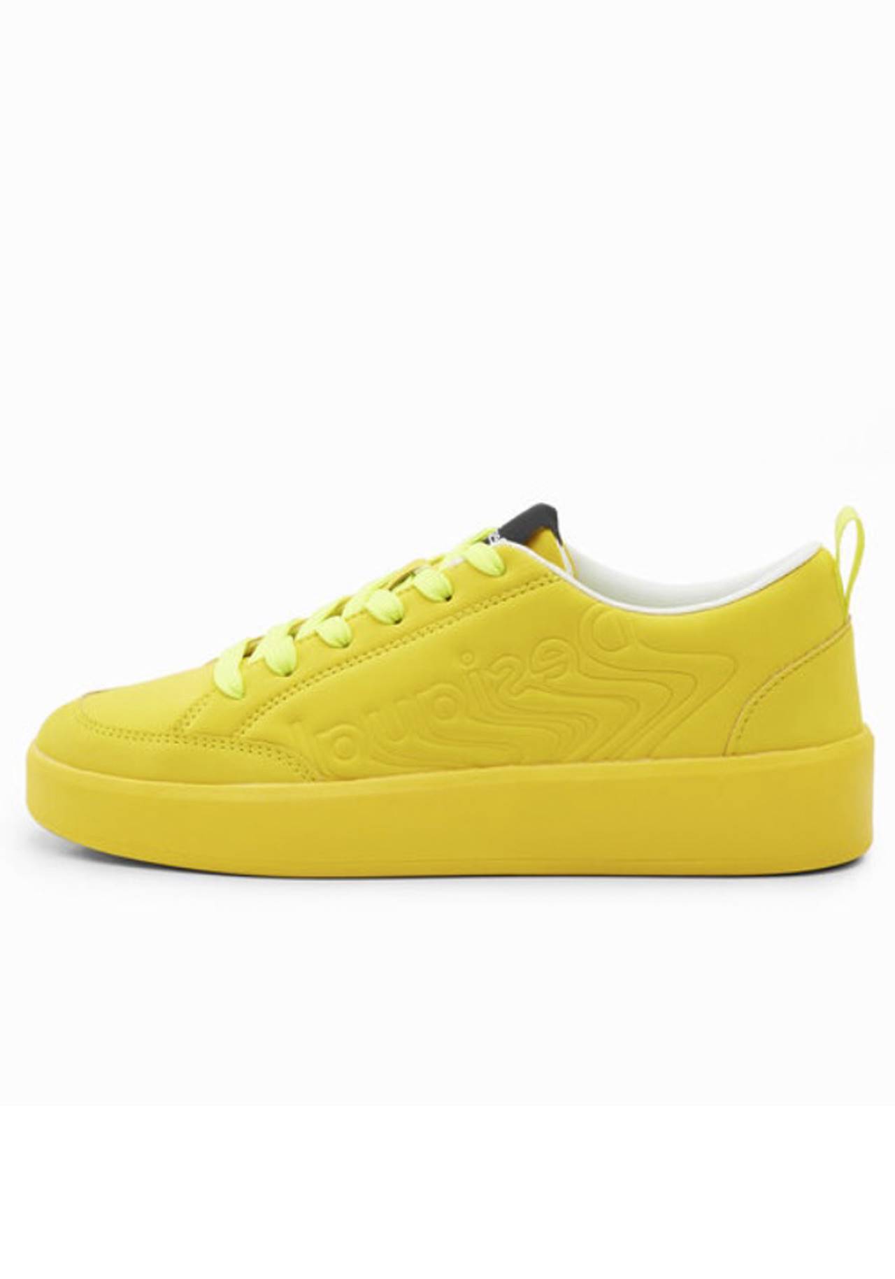 Zapatillas amarillas
