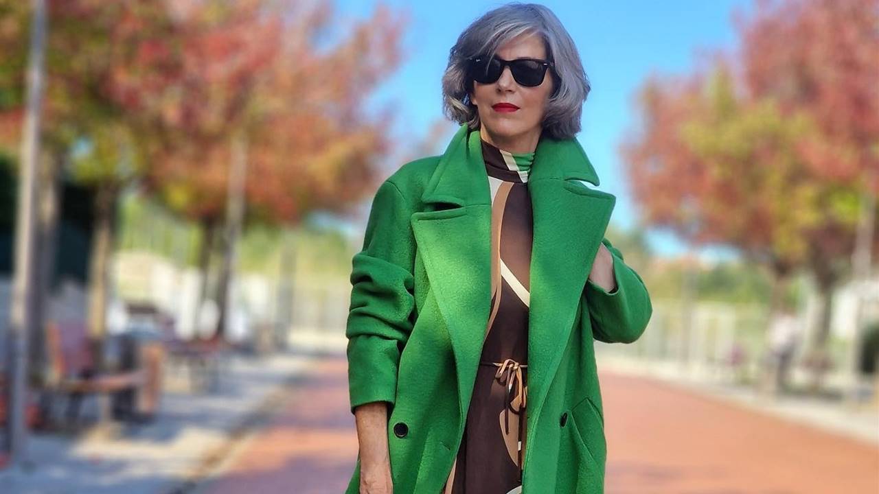 Carmen Gimeno agotará el abrigo de El Corte Inglés que todas necesitamos: verde y oversize