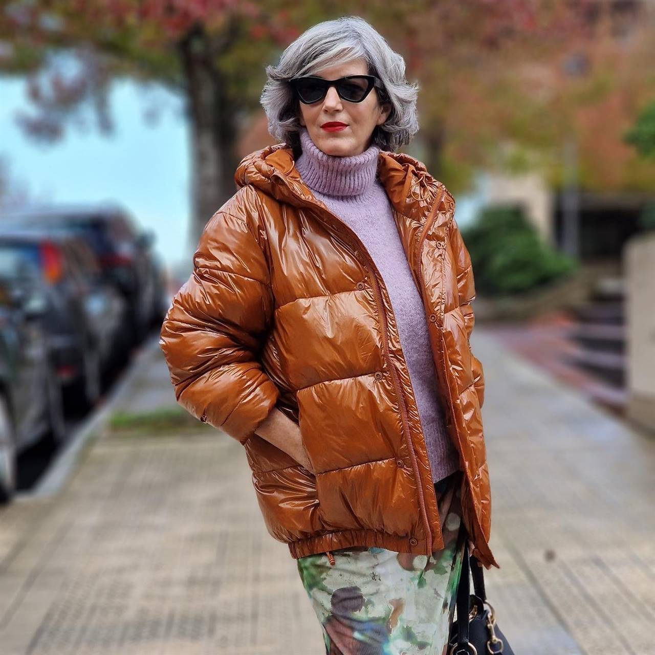 Abrazadera Mantenimiento Parpadeo Carmen Gimeno se une al 'genderless' con el plumífero de Zara man que mejor  queda con falda midi
